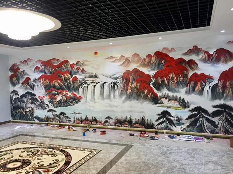墙绘艺术：从街头到客厅